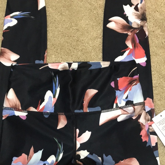 Athleta yoga, running workout, tights, new great Christmas gift. - Picture 8 of 10